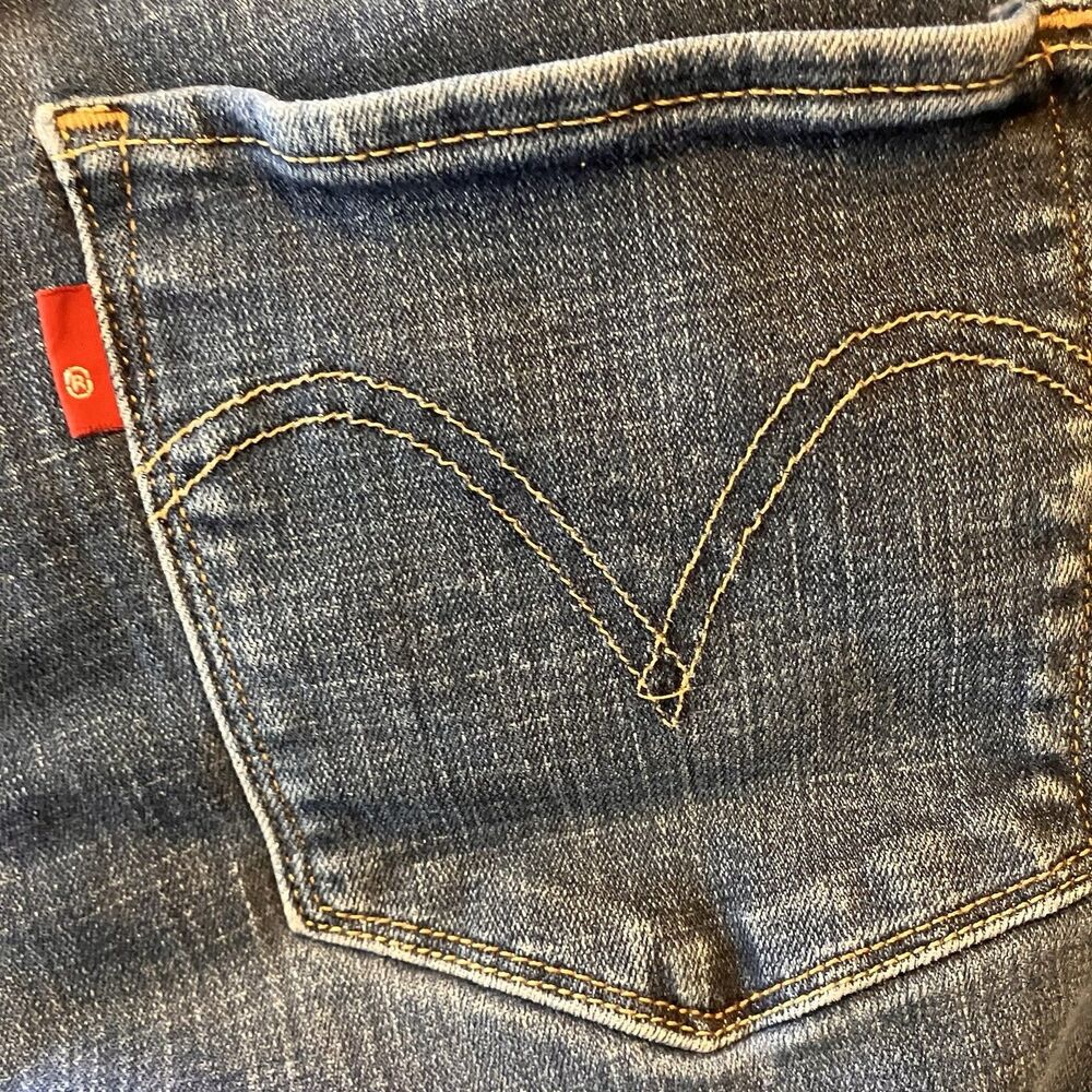 Levi's Jeans Women Size 31 (31x29) Blue Classic Boot Denim - Picture 5 of 16